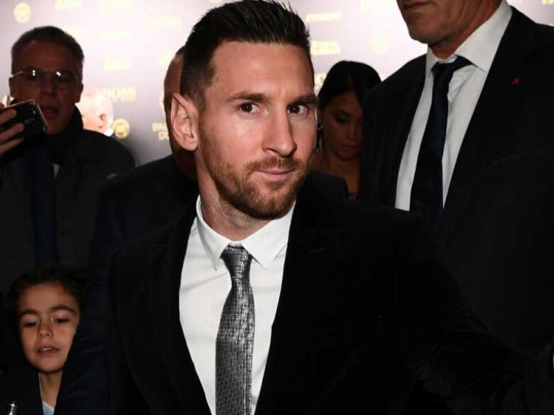 Lionel Messi alla premiazione del Pallone d'Oro 2019 (foto LaPresse)
