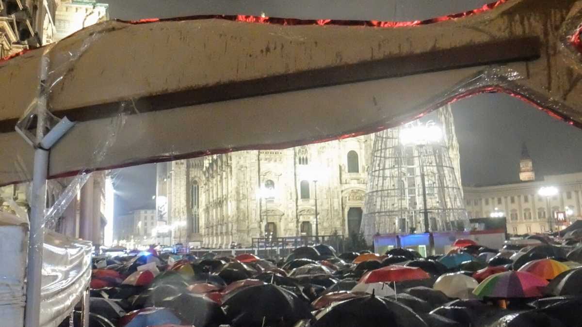 Immagine di Tra Bologna e Milano, per le Sardine è già crisi di identità