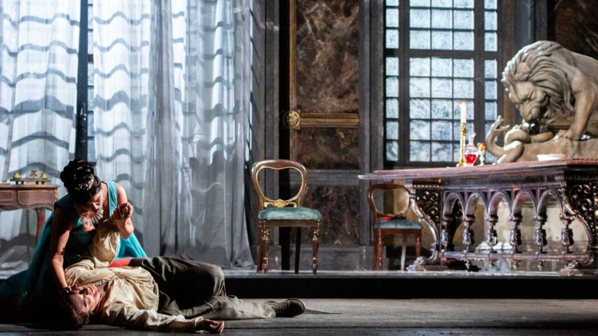 Immagine di Lirica della sartoria alla Prima della Scala
