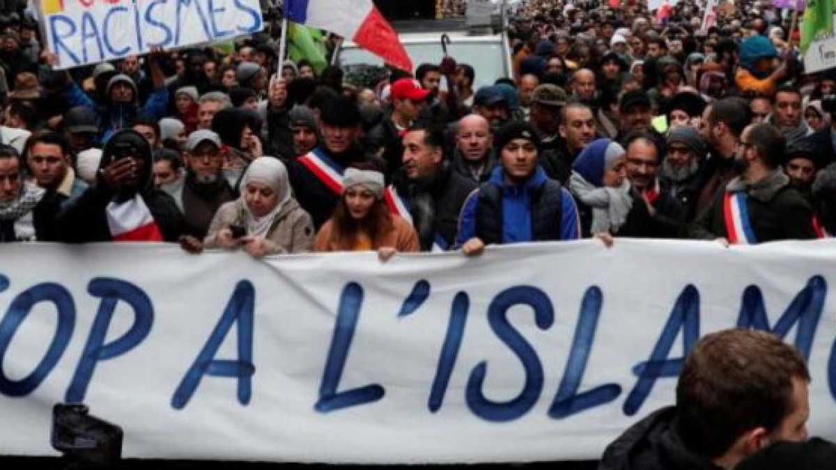 Immagine di Quando si affrontano Maometto e Voltaire