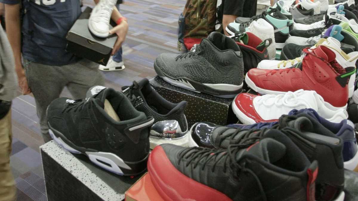 Immagine di La storia delle sneakers: dalle Converse agli sneakers hub