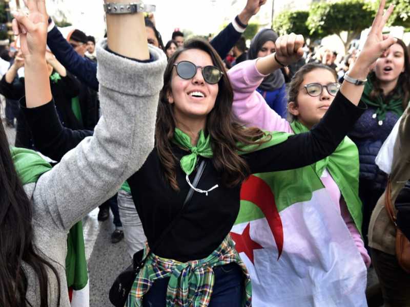 Perché la piazza democratica d’Algeria è contro le elezioni del “pouvoir”