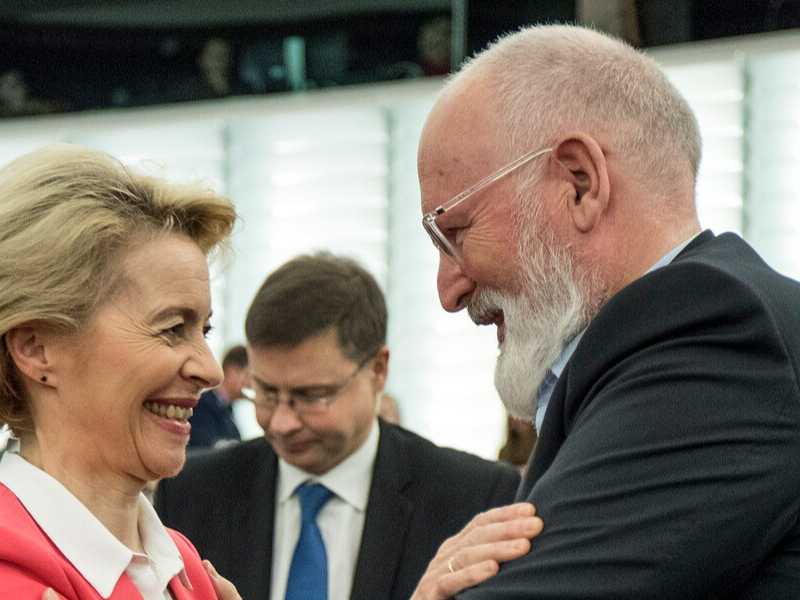  Ursula von der Leyen e Frans Timmermans (foto LaPresse)
