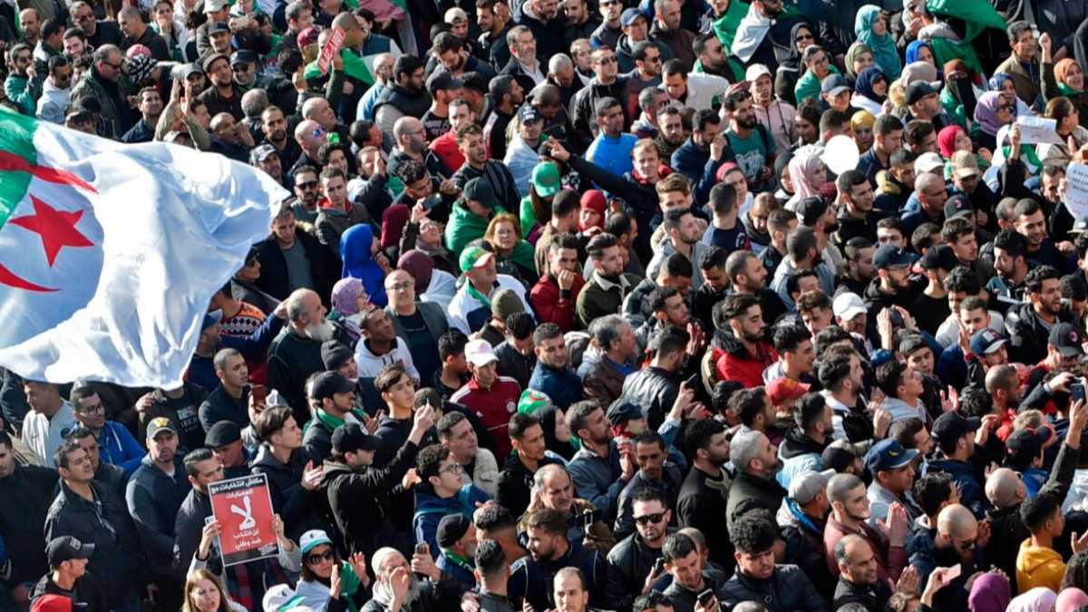 Immagine di Kepel ci spiega le proteste contro l’oligarchia che per decenni ha comprato la pace sociale