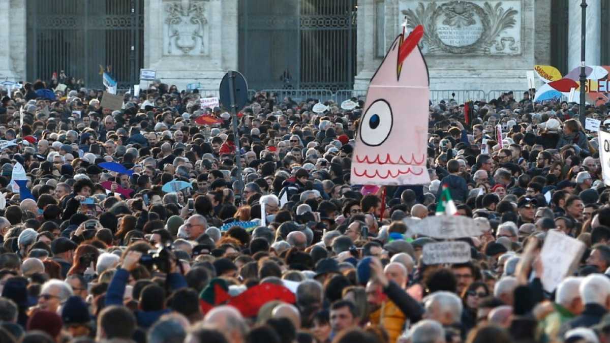 Immagine di Perché la Francia non crede nella rivoluzione delle sardine