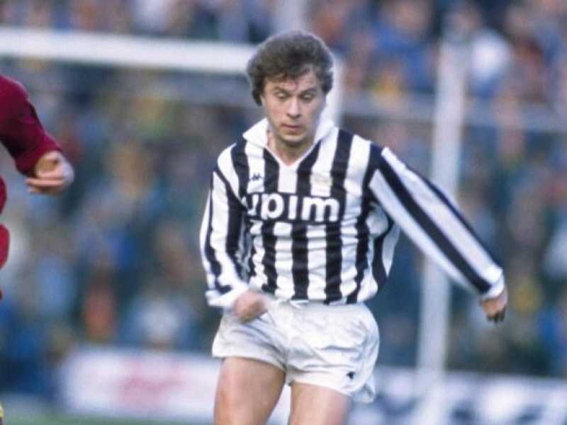 Alexander Zavarov con la maglia della Juventus