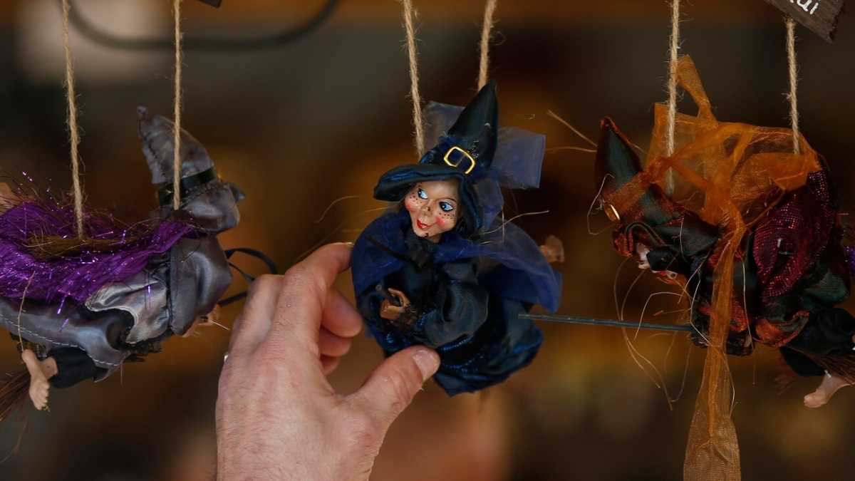 Immagine di La "Befana" di Pavia che ci insegna che nulla può riempire la nostra sete di avere