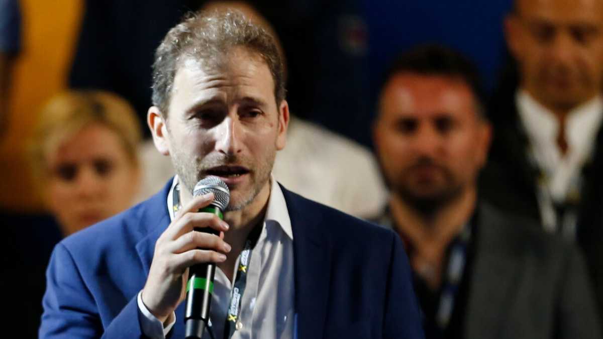 Immagine di Lo spettacolare suicidio del ceto politico italiano