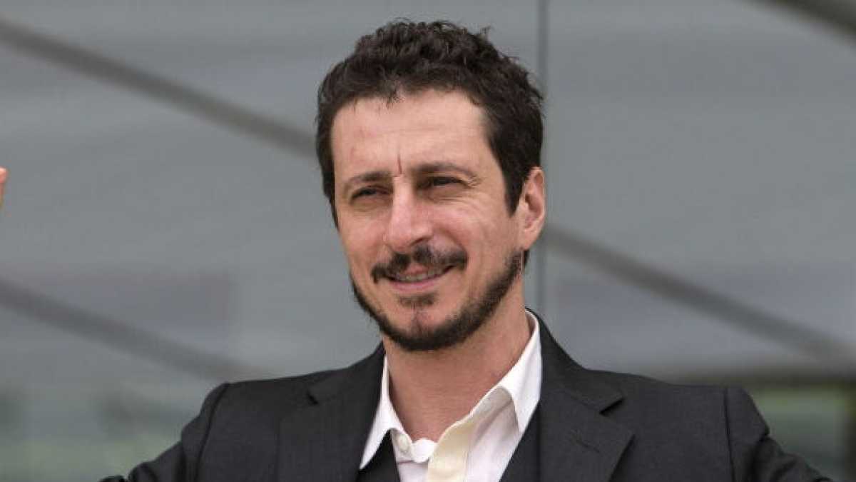 Immagine di La versione (ironica) di Bizzarri, tra bolle social e onde d'indignazione