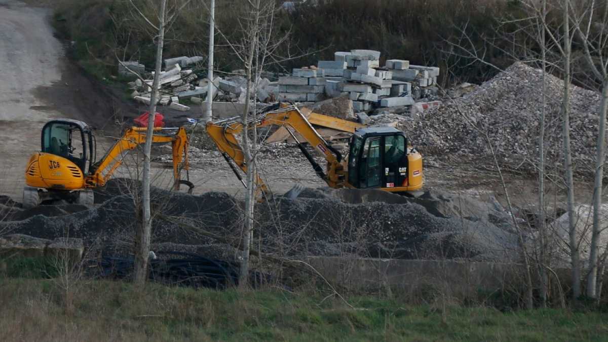 Immagine di Raggi porta il Movimento 5 stelle in discarica