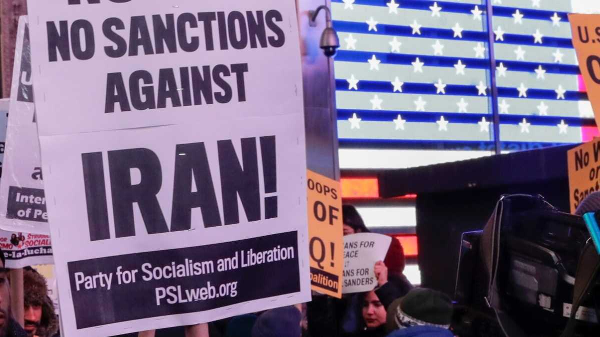 Immagine di Contro i deliri della cartomanzia geopolitica