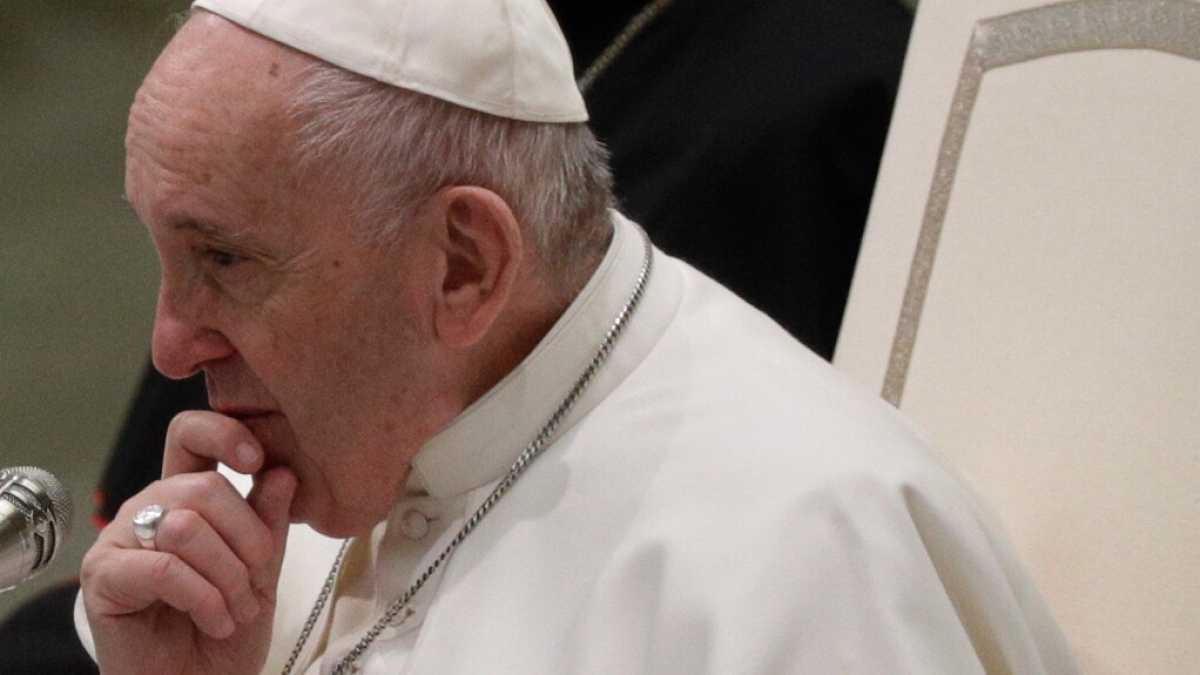 Immagine di Zitti tutti, parla il Papa