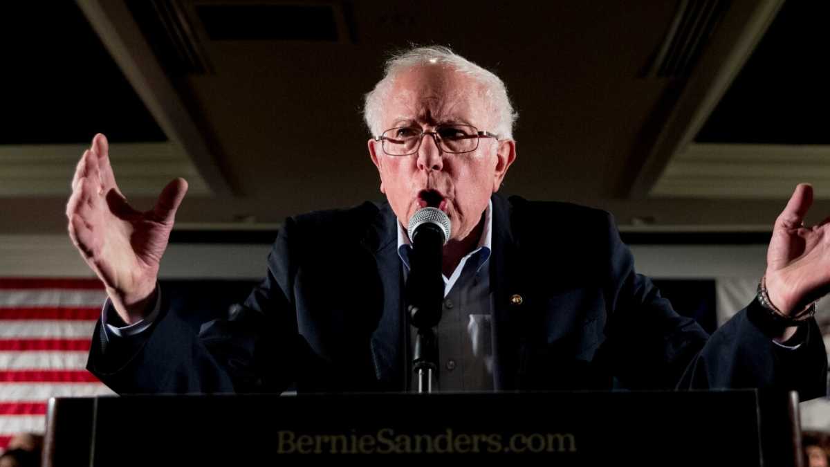 Immagine di Bernie Sanders manda al diavolo il bon ton