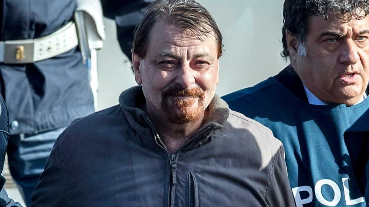 Immagine di Se Matzneff imbarazza più di Cesare Battisti
