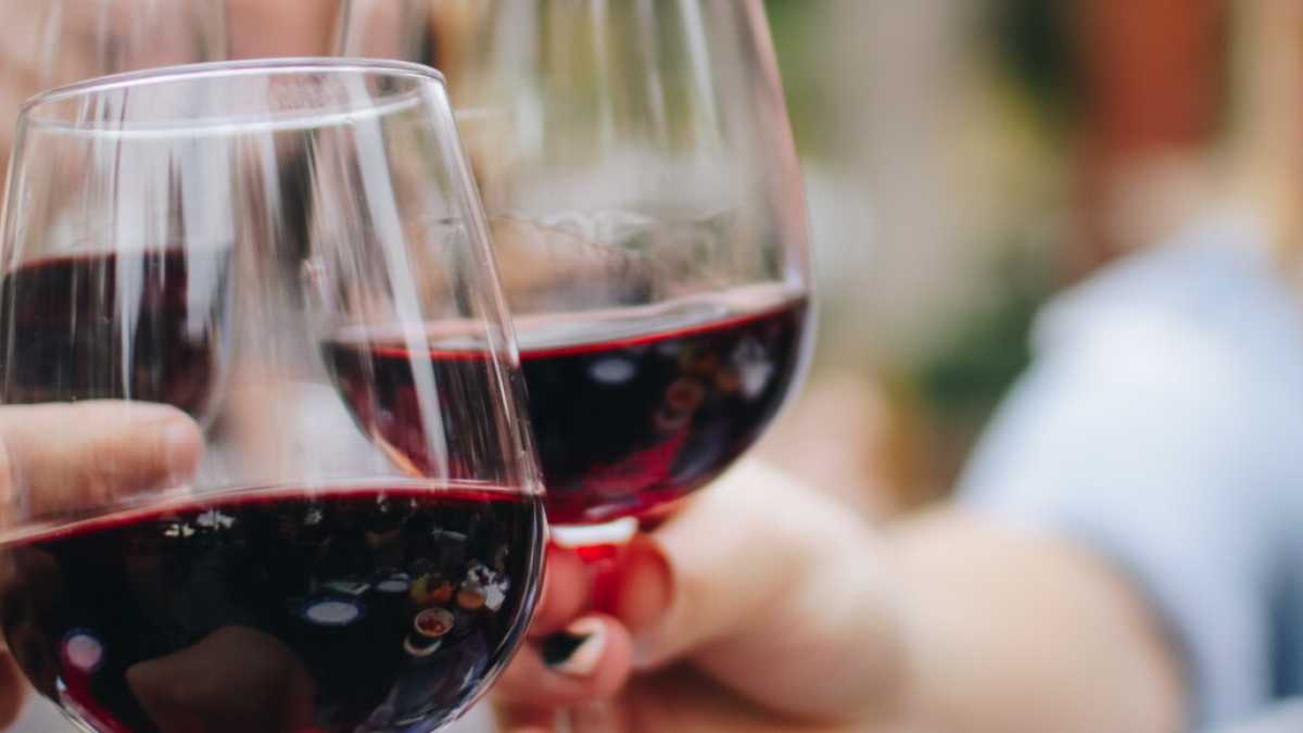 Immagine di Questi giovani d’oggi non bevono più vino e le cause sono tutte spirituali