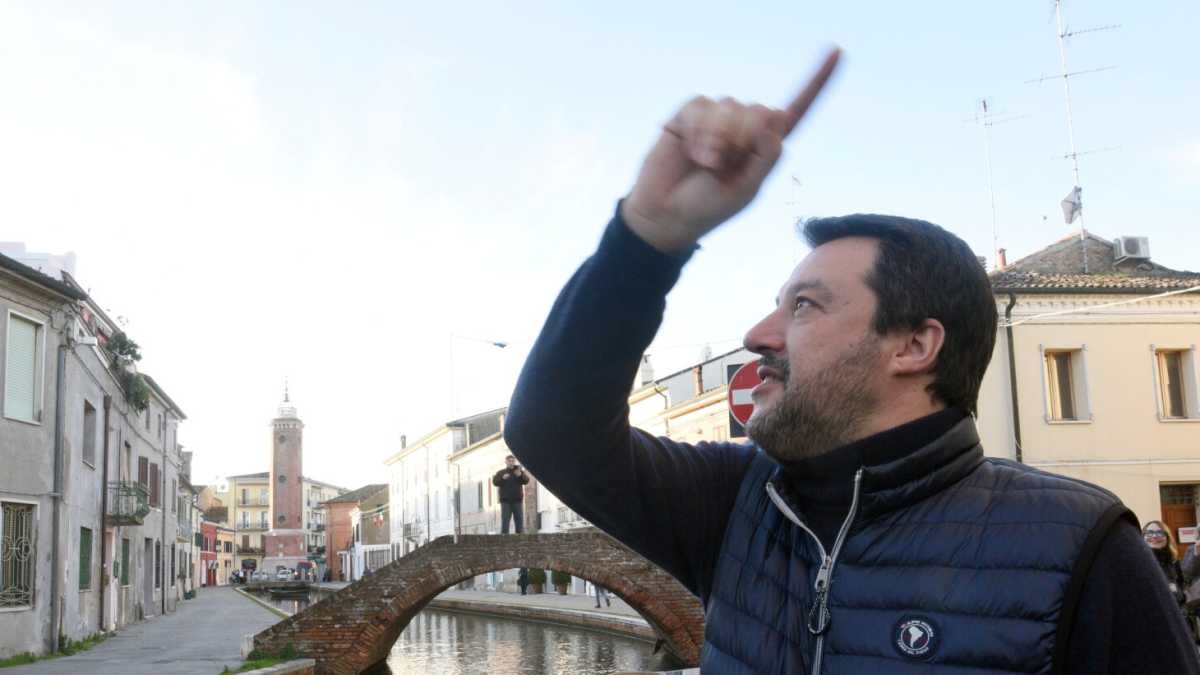 Immagine di Il voto in Giunta su Salvini e il traffico a Roma