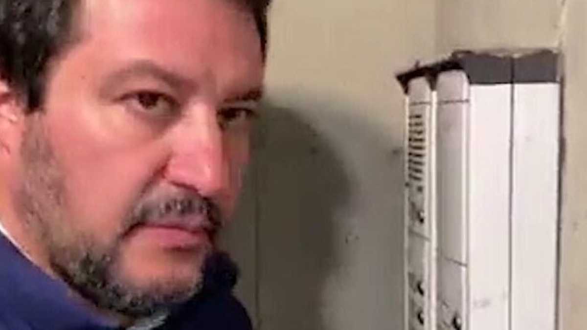 Immagine di Processo al citofono