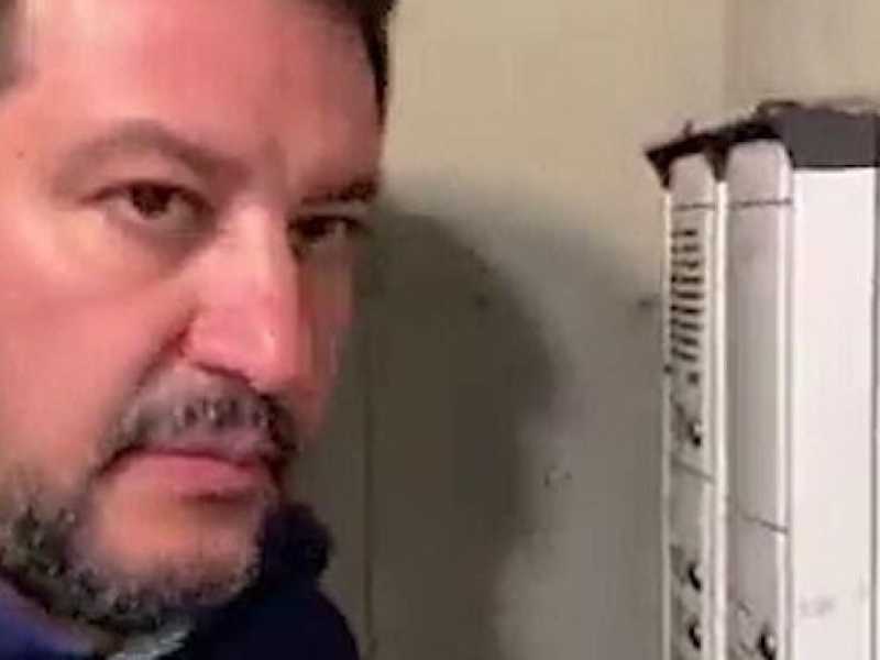 Processo al citofono