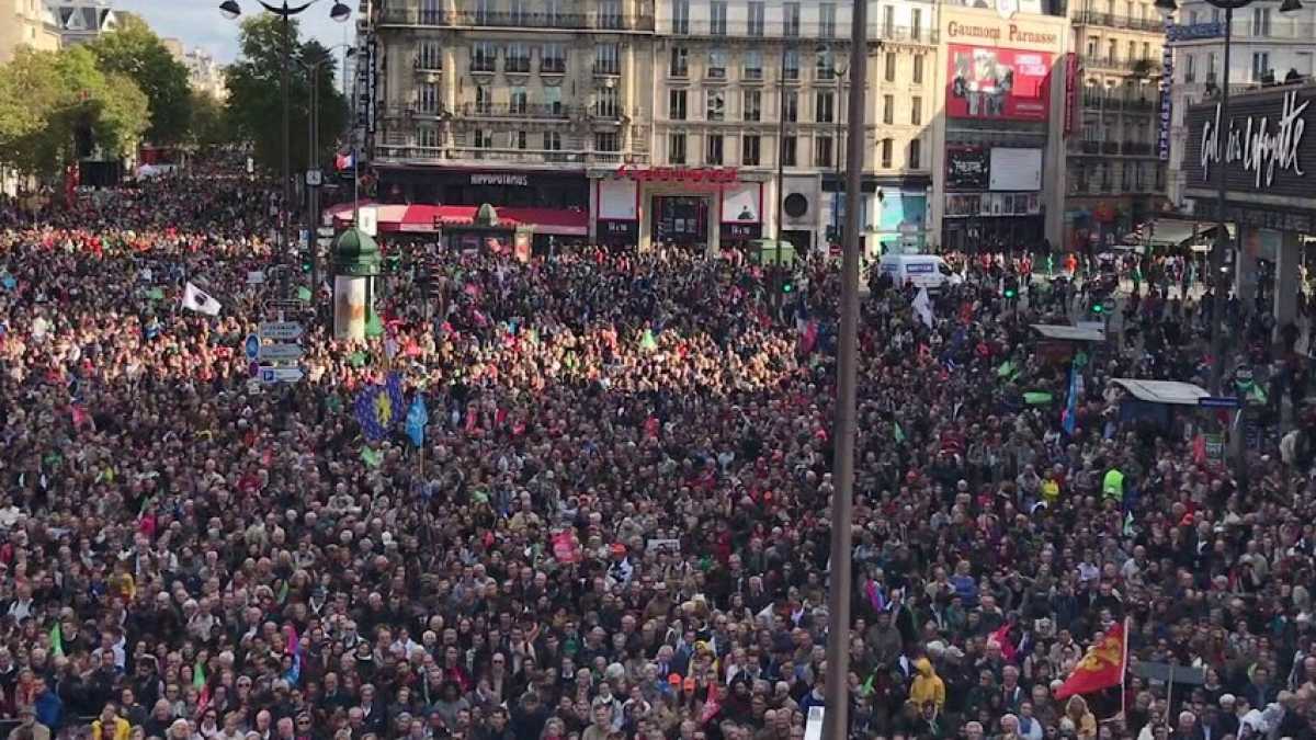 Immagine di Sentinelle cattoliche e sinistra, uniti contro la legge francese sulla bioetica