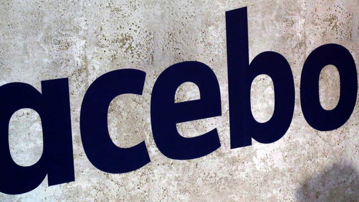 Immagine di Facebook fa +25 per cento, i mercati bocciano