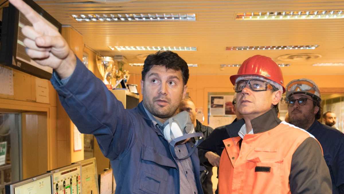 Immagine di Così Conte è pronto a fare squadra con il Pd contro il metodo Lezzi