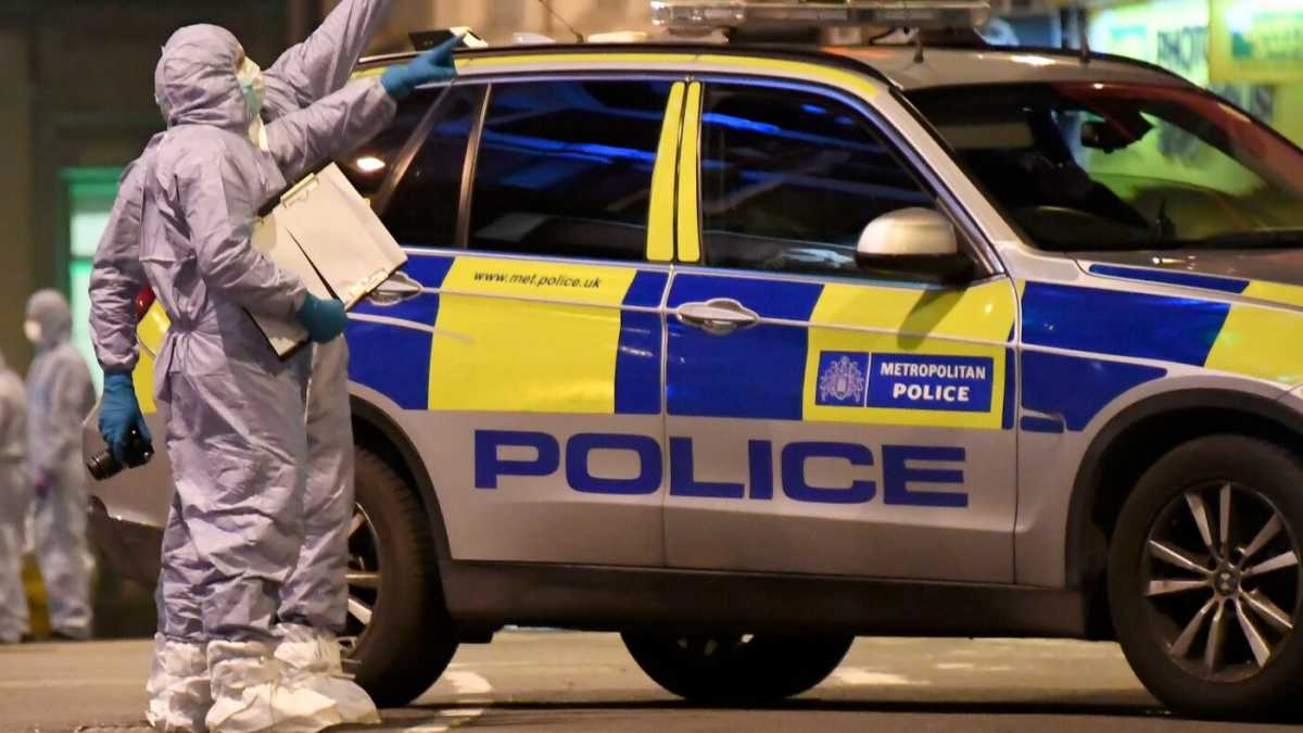 Immagine di Due scandalosi attacchi jihadisti