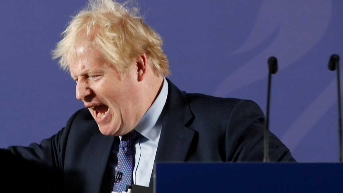 Immagine di Il modello Boris Johnson e la dissonanza sul futuro delle api