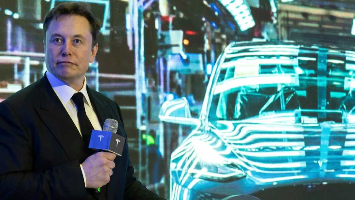 Immagine di Una fabbrica di batterie nel deserto il segreto del successo di Musk