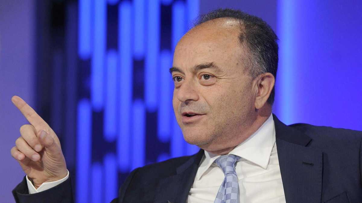 Immagine di Fisiologico un piffero, caro dott. Gratteri