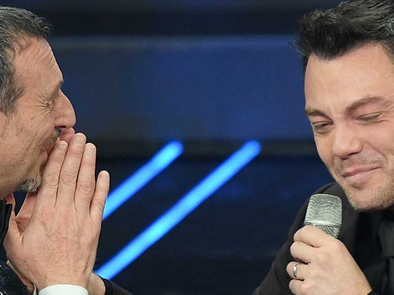 Amadeus e Tiziano Ferro (foto LaPresse)