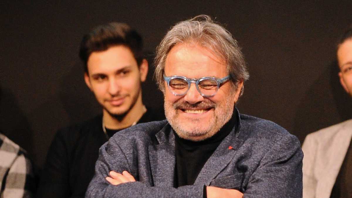 Immagine di Il treno deragliato a Lodi e i Benetton che scaricano Oliviero Toscani