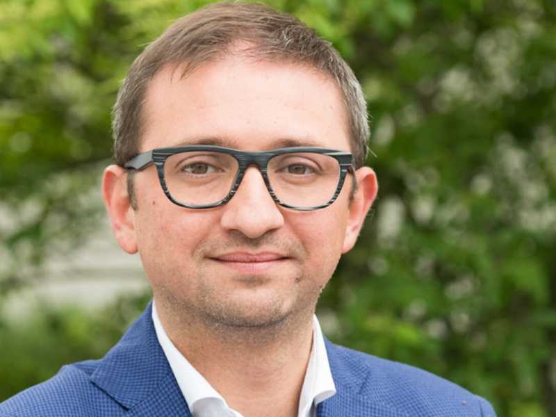 Giovane e premiato: ma è un manager pubblico. Idee da un buon lavoro