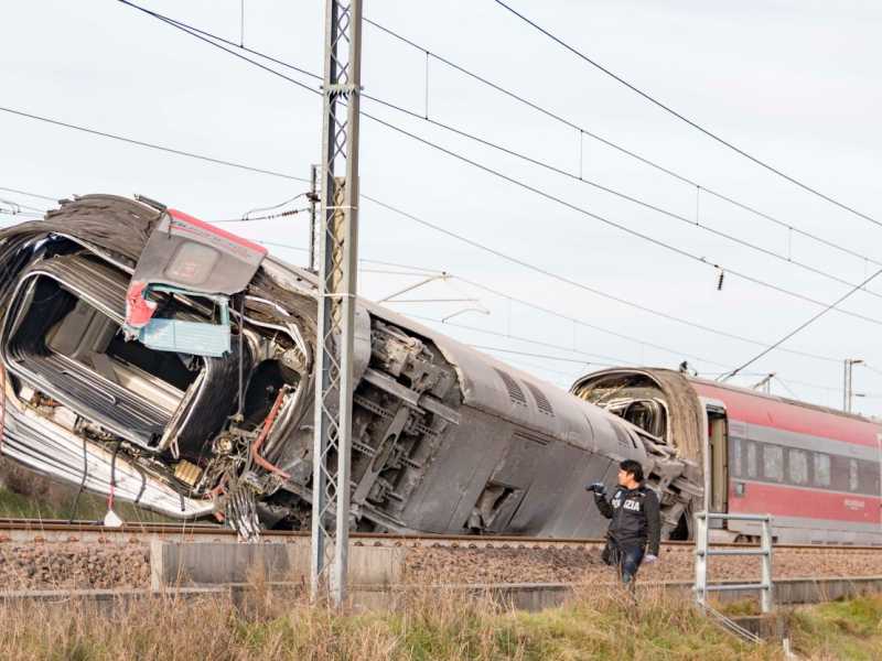 L'incidente ferroviario di Lodi (foto LaPresse)