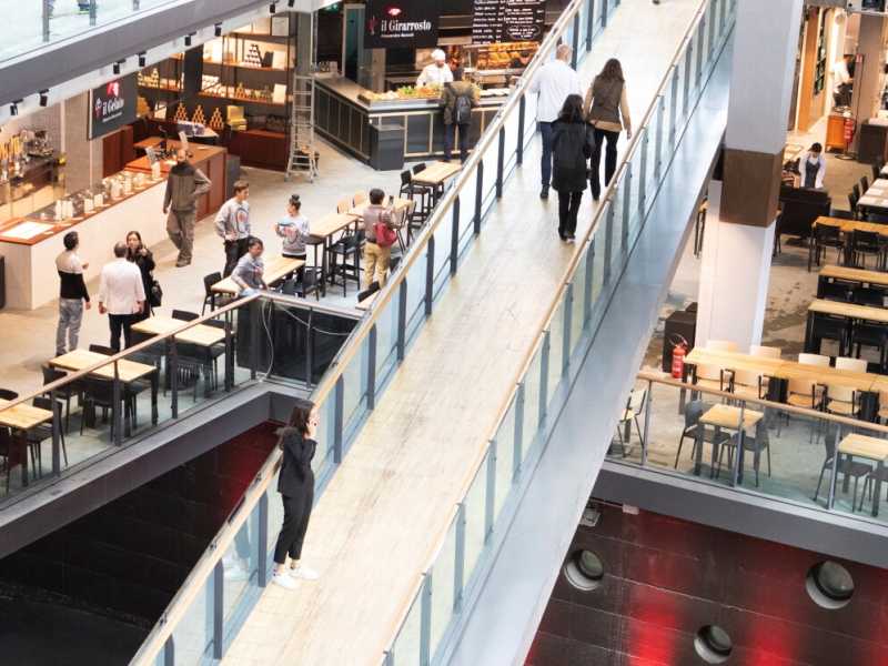 Il Mercato Centrale di Torino (foto LaPresse)