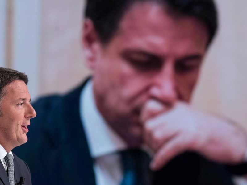 Matteo Renzi e Giusepe Conte (foto LaPresse)