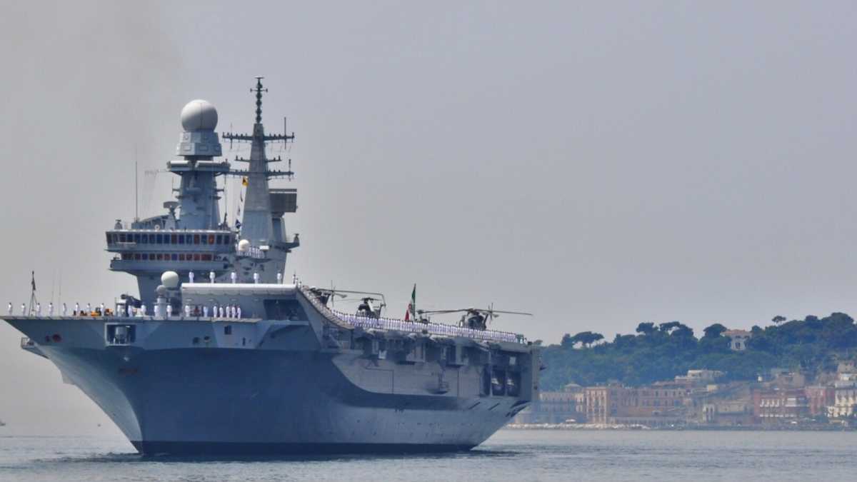 Immagine di Una missione a metà in Libia