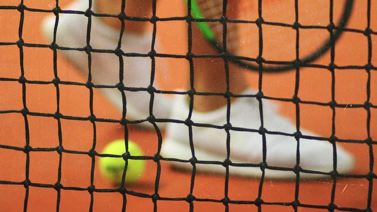 Immagine di Una lezione tennistica per la politica italiana