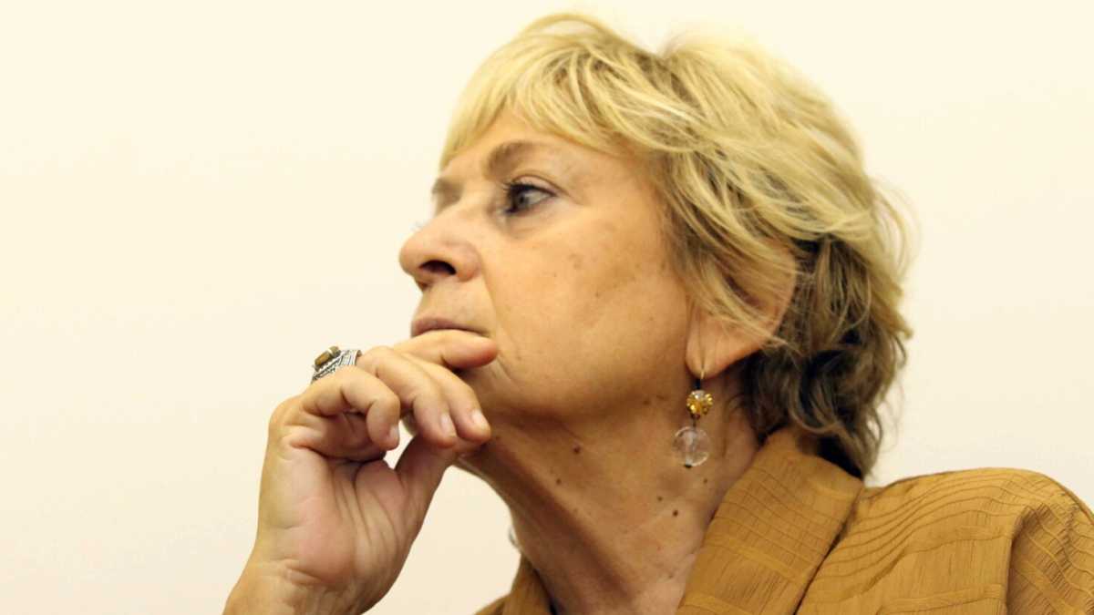 Immagine di Lotta nel fango tra manettari