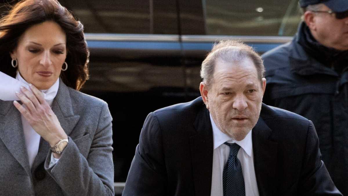 Immagine di Il processo del secolo è una danza attorno al mostro