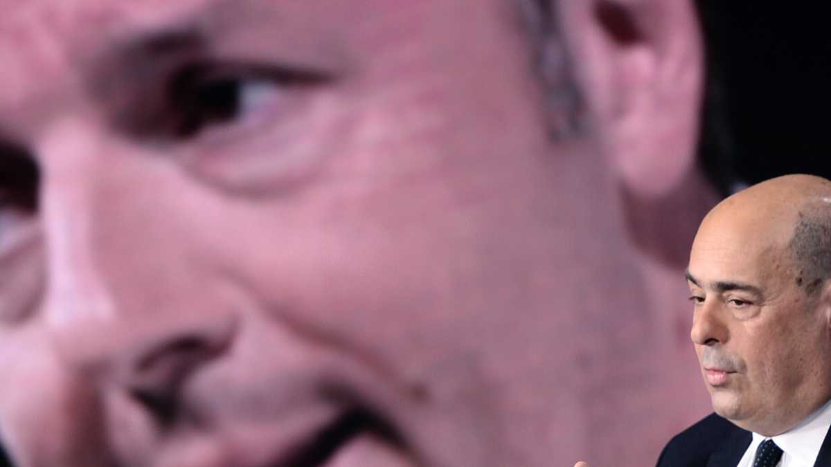 Immagine di Politica, as usual