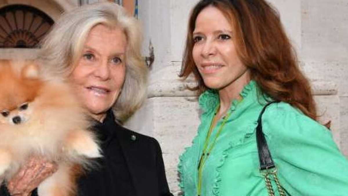 Immagine di Babà e mascherina