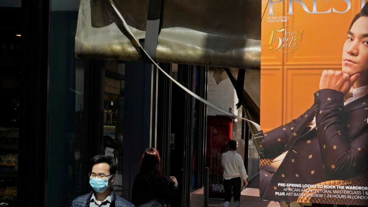 Immagine di Lanciare monete dagli elicotteri non stimola i consumi. Lezioni da Hong Kong