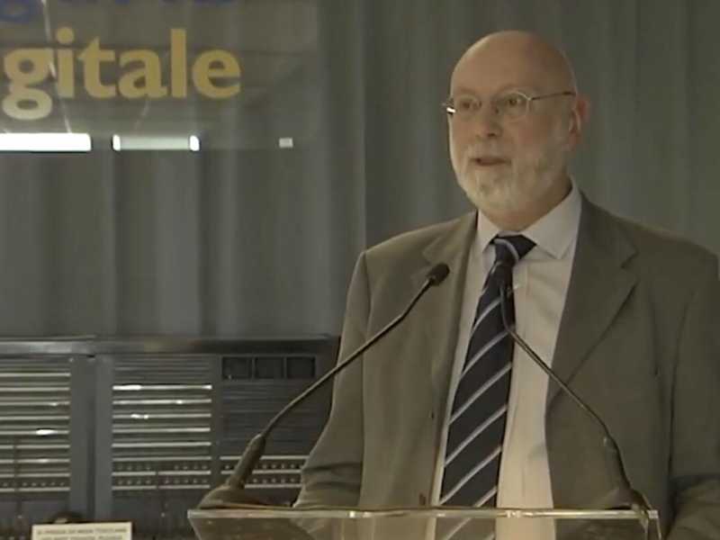 Il rettore dell'Universit&agrave; di Genova, Paolo Comanducci