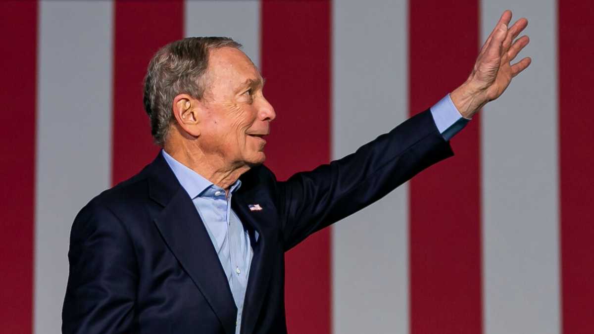 Immagine di Difficoltà di comunicazione sul virus e Bloomberg che si ritira dalle primarie