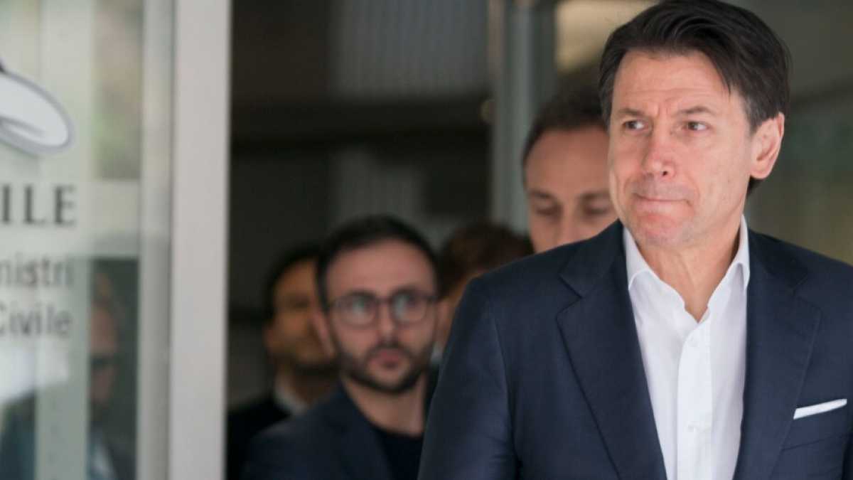 Immagine di Il governo per contenere il coronavirus limita alcune libertà dei cittadini. Può farlo?
