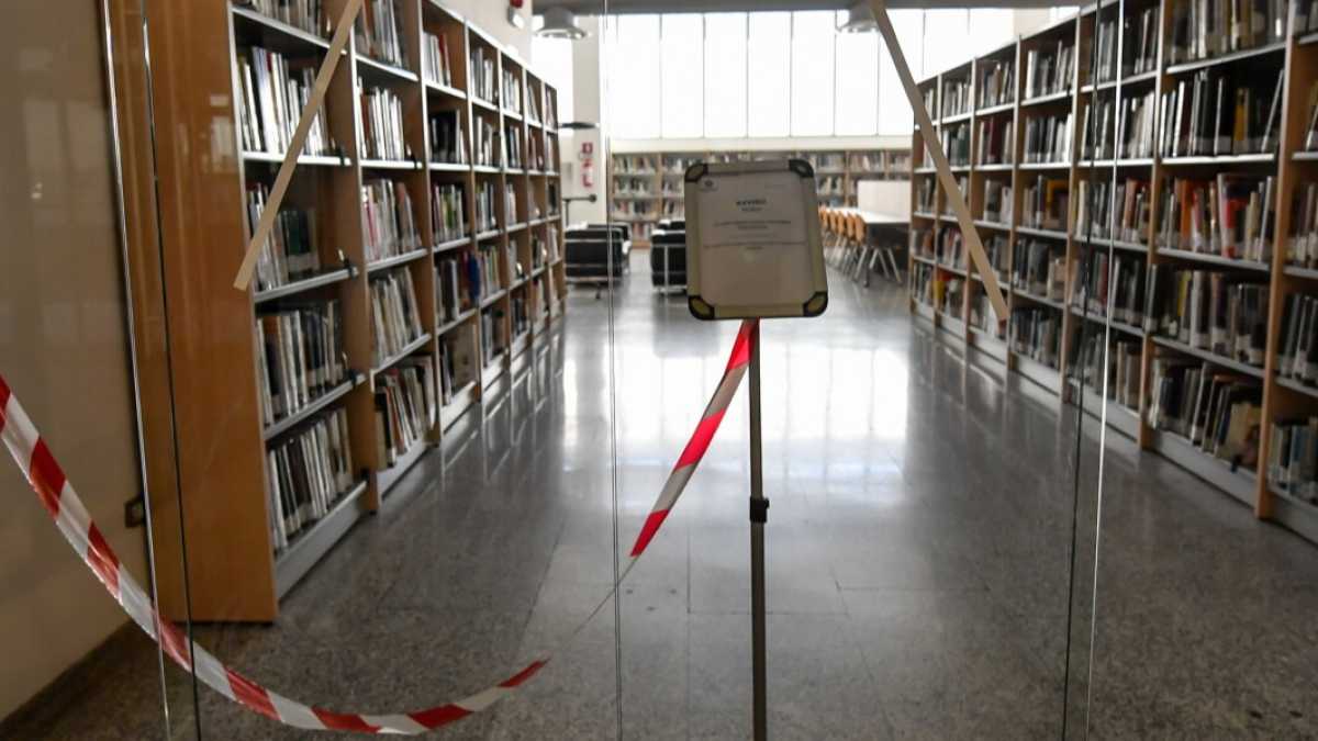 Immagine di Le pizze di Di Maio e le scuole chiuse in Europa