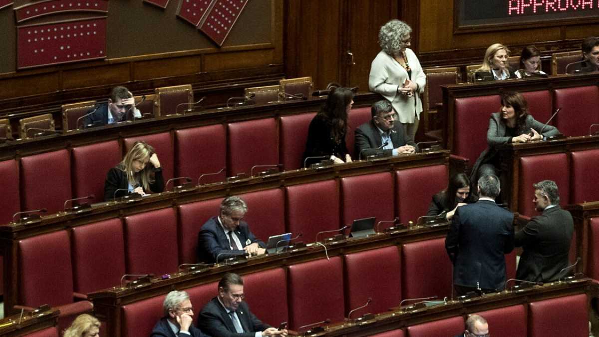 Immagine di Fare del Parlamento un bivacco di contagiati, parlano gli ex presidenti