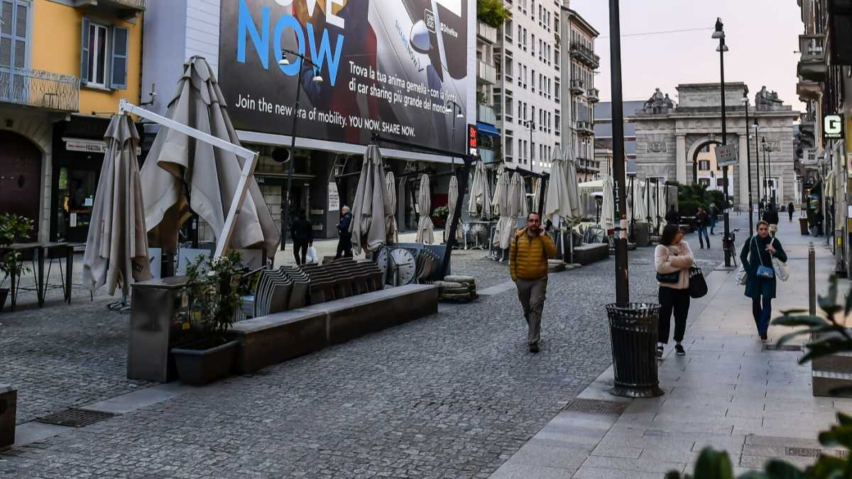 Immagine di Proviamo a dare il buon esempio: il Foglio da oggi lavora da casa