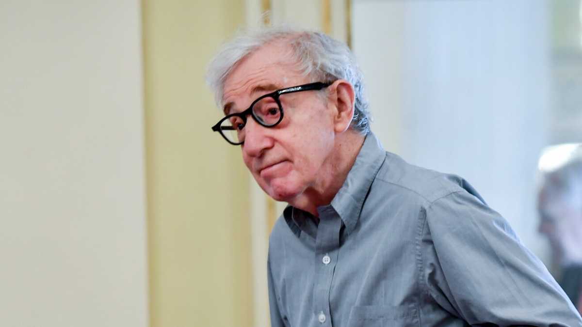 Immagine di Museruola ai libri