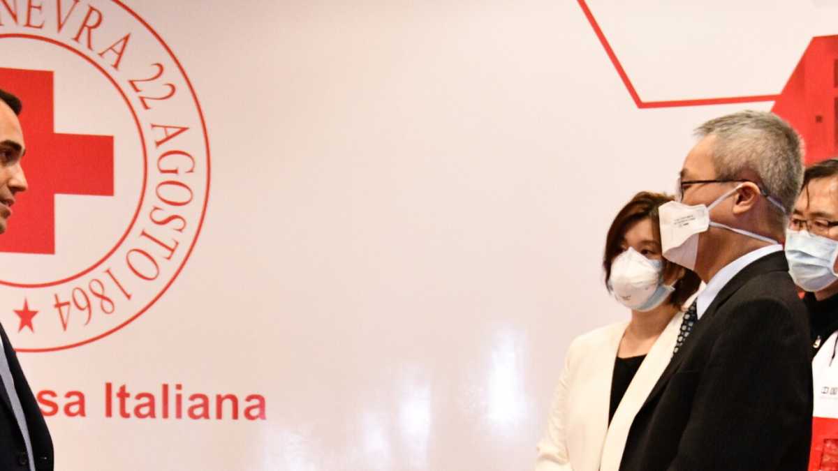 Immagine di Che cosa c'è dietro il mistero della donazione cinese all'Italia